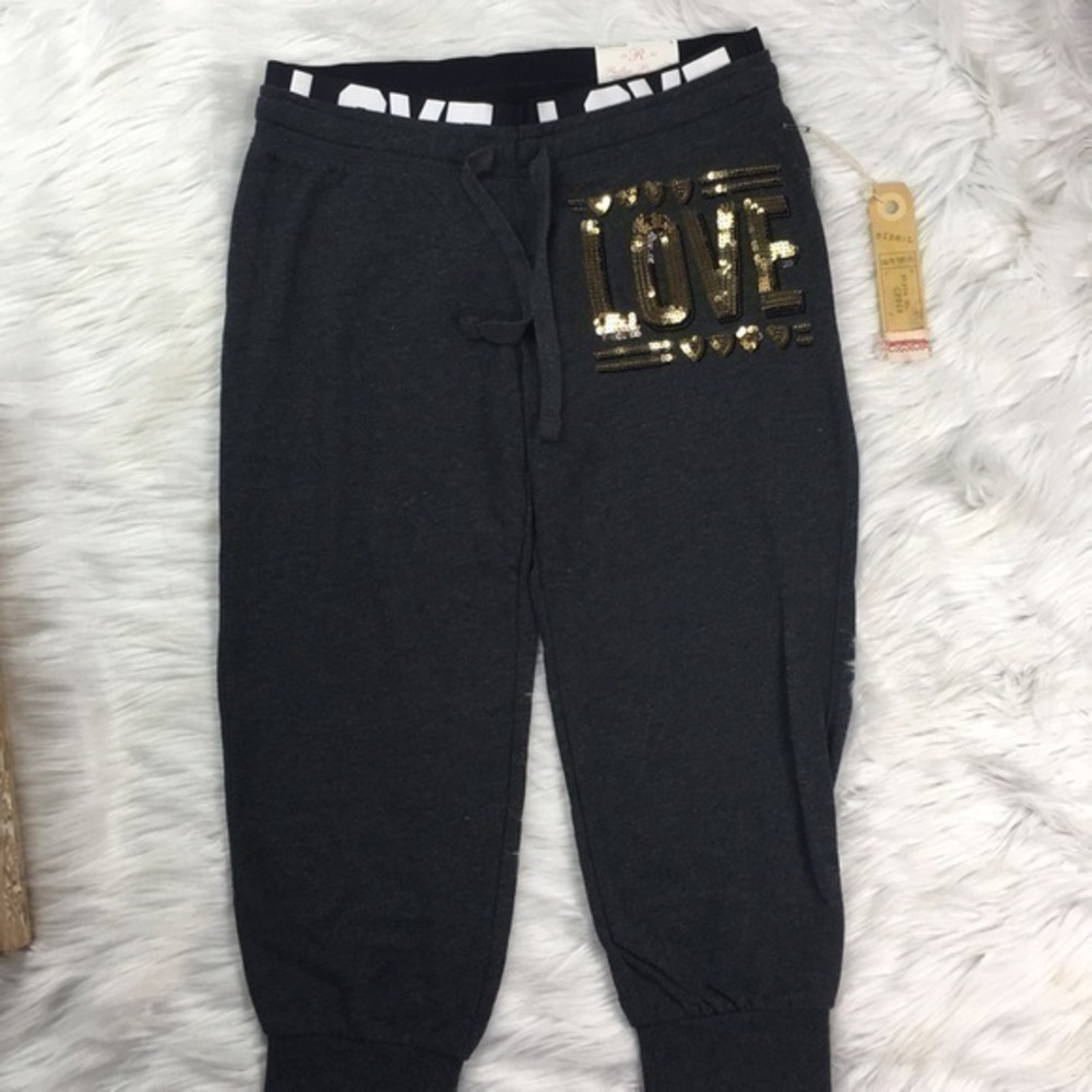 Reflex, sequined, capris sweats, NWT, XS.